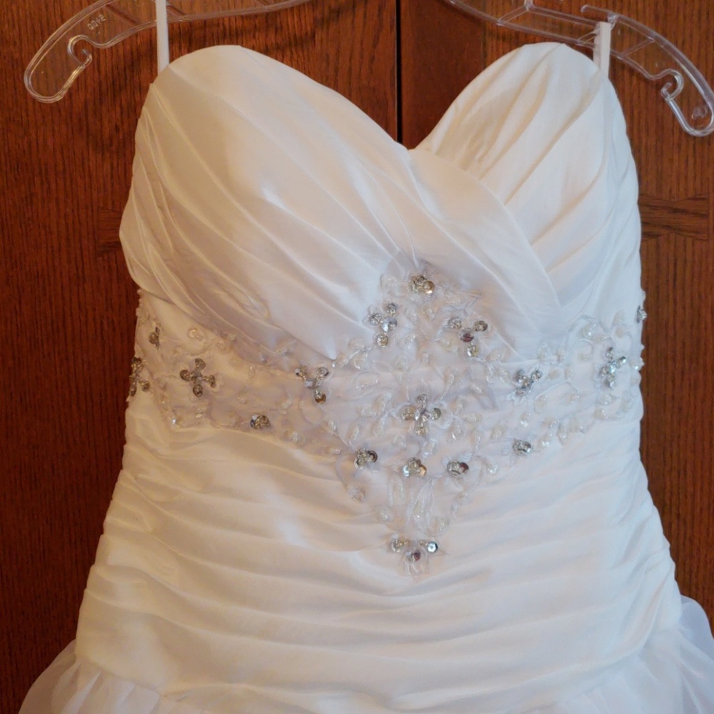 Size 8 white Wedding Gown